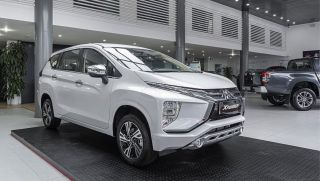 Mitsubishi Xpander tiếp tục nhận ưu đãi hấp dẫn tại đại lý, 'phủ đầu' Toyota Innova