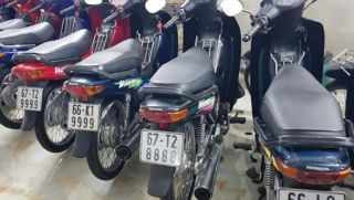 Chiếc Honda SH 150i, Honda Wave Alpha có giá không tưởng, chi tiết đặc biệt khiến ai cũng sửng sốt