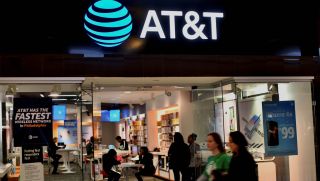 Đi tù 12 năm vì mở khóa 1,9 triệu điện thoại của nhà mạng AT&T