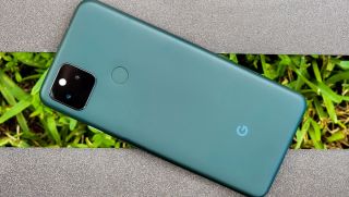 Google Pixel 6 bất ngờ giảm giá hơn 2 triệu đồng khiến iPhone SE lo 'sốt vó'