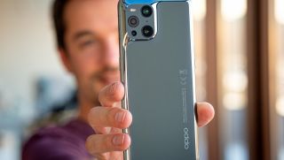 OPPO sẽ ra mắt ba chiếc Find X5 giá rẻ hơn dòng iPhone 13