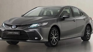 Phiên bản mới nhất của Toyota Camry 2022 sắp về đại lý: Trang bị đáng tiền, giá bán hứa hẹn gây sốt