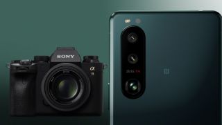 Siêu điện thoại với camera ăn đứt iPhone 13 Pro Max sẽ có cấu hình ngang ngửa Galaxy S22 Ultra