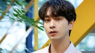 Khoe cuộc sống hôn nhân hạnh phúc với vợ 40 tuổi, nam idol bị netizen ‘ném đá’ dữ dội