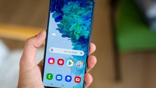 Samsung bắt đầu cho One UI 4.1 'đổ bộ' Galaxy S20 FE và Galaxy Z Fold đời đầu