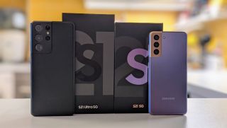 Giá Samsung Galaxy S21 series tháng 5/2022 giảm đến 10 triệu đồng, S21 Ultra giá chỉ ngang iPhone 13
