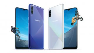 Top 3 smartphone Samsung dưới 4 triệu màn hình lớn, pin trâu đáng mua nhất 2022: Galaxy A12 dẫn đầu