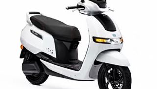 Honda Vision 2021 ở Việt Nam 'chạy tóe khói' trước mẫu xe máy 30 triệu: Trang bị, công nghệ vượt tầm