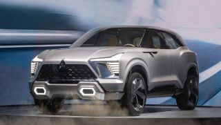 Thiết kế vô thực của Mitsubishi XFC Concept, bán cho khách Việt vào năm tới