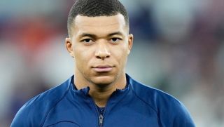 Kylian Mbappe không tập cùng ĐT Pháp, truyền thông Anh xôn xao trước thềm Tứ kết World Cup 2022