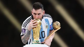 FIFA khẳng định Messi vĩ đại hơn Ronaldo sau chức vô địch World Cup 2022
