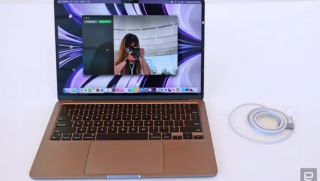Bản 15 inch ra mắt, Macbook Air 13.6 inch M2 hạ giá 'vĩnh viễn' cả triệu, rẻ hơn Galaxy S23 Ultra