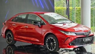 Toyota Corolla Altis sắp có bản nâng cấp tại Việt Nam: Thêm trang bị, 'quyết đấu' Hyundai Elantra