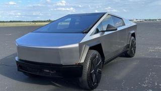 Tesla Cybertruck - Mẫu xe bán tải chống đạn có thiết kế kỳ dị thu về 1,9 triệu đơn đặt hàng