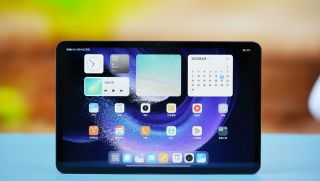 Vua máy tính bảng Android lộ diện, trang bị cực chất và giá bán cực rẻ, đánh bật iPad Gen 10