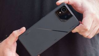 Mở hộp Asus ROG Phone 8 Pro: Đỉnh cao gaming phone Android cao cấp cho trải nghiệm mãn nhãn