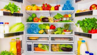 Tết đến để nhiều đồ ăn khiến tủ lạnh có mùi hôi, đặt ngay đồ vật đơn giản nhà nào cũng có, hiệu quả hơn cả tinh dầu