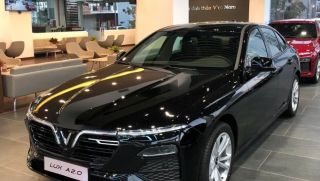 Giá lăn bánh VinFast Lux A2.0 cuối tháng 7/2024 rẻ kỉ lục nhờ ưu đãi cực khủng, cơ hội tốt để tậu xe
