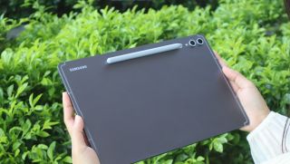 Mở hộp Galaxy Tab S10+, tích hợp AI mang đến trải nghiệm làm việc và sáng tạo hoàn hảo cho bạn