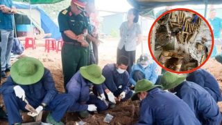 Đào đất chôn ống nước, người dân phát hiện ngôi mộ chứa 32 thi thể 