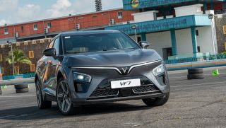 Kĩ sư trẻ bỏ SUV chạy xăng, lên đời VF 7 vì mê sức mạnh ‘ở level khác’ của chiếc C-SUV điện VinFast