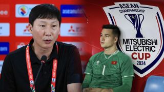 Bị HLV Kim Sang Sik ngó lơ ở AFF Cup 2024, thủ môn ĐT Việt Nam tiếp tục nhận tin kém vui