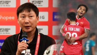 HLV Kim Sang Sik được giúp sức ở trận chung kết AFF Cup 2024, ĐT Việt Nam chạm tay vào chức vô địch