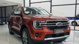 Giá xe Ford Everest lăn bánh giữa tháng 1/2025 kèm ưu đãi hấp dẫn, dễ ‘đè bẹp’ Toyota Fortuner