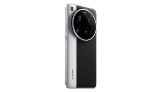 Xiaomi 15 Ultra sở hữu thiết kế máy ảnh Leica độc nhất vô nhị, hứa hẹn sẽ bùng nổ năm 2025