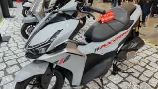 ‘Vua xe ga’ 175cc mới đẹp hơn Honda Air Blade chuẩn bị ra mắt: Có phanh ABS 2 kênh, màn LCD, giá mềm