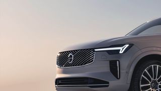 Volvo XC90 Facelift 2025 gây ấn tượng mạnh khi ra mắt tại Ấn Độ