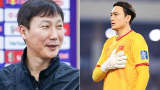 ĐT Việt Nam có xáo trộn lớn, Đặng Văn Lâm nhận gáo nước lạnh từ HLV Kim Sang-sik