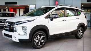 Giá xe Mitsubishi Xpander Cross lăn bánh mới nhất đang siêu rẻ kèm khuyến mại khủng đầu tháng 3/2025