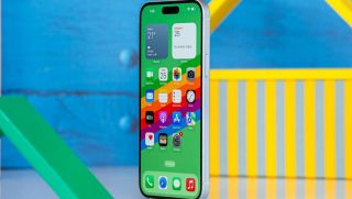Đây là iPhone màn lớn chỉ hơn 1 năm tuổi, trang bị sắc bén chẳng kém iPhone 16 Pro Max nhiều, giá rẻ
