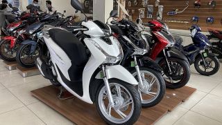  Bảng giá xe máy Honda tháng giữa 4/2025 giảm 'thủng đáy': SH, Vision dưới giá đề xuất, LEAD siêu rẻ