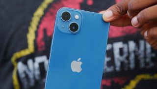 Bỏ qua iPhone 11, iPhone 12, đây là vua iPhone giá rẻ, không kém iPhone 16 nhiều, đe nẹt Galaxy A56