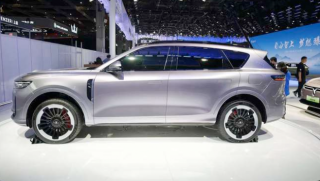 Vén màn SUV điện vừa ra mắt: Thiết kế bóng bẩy, nội thất sang như chuyên cơ, công nghệ tự hành