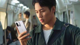 OnePlus 13T ra mắt: Thiết kế đẹp áp đảo iPhone 16, hiệu năng mạnh ngang Galaxy S25, giá 12 triệu