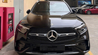 Chưa xong vụ xe 5 tỷ cháy của Duy Mạnh, Mercedes-Benz bị tố ‘nuốt gọn’ 100 triệu tiền cọc của khách