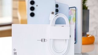 Đây là vua Android tầm trung, màn to xấp xỉ Galaxy S25 Ultra, giá rẻ từ 6 triệu, ăn đứt iPhone 16