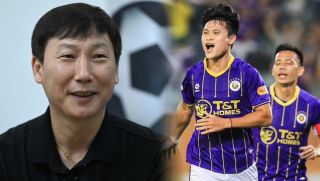 Tin bóng đá trưa 28/4: HLV Kim Sang-sik nhận tin vui; Người hùng ĐT Việt Nam lập cột mốc mới?