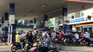 Giá xăng dầu hôm nay 2/5: Giảm 'đột ngột', xu hướng tăng sẽ chững lại trong thời gian tới