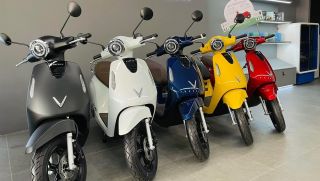 Bảng giá xe máy điện VinFast tháng 5/2025: Cực 'mềm' sau 30/4, giá từ 14,99 triệu đồng đè bẹp xe Tàu