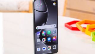 Đây là Xiaomi 14T, vua gaming giá tầm trung rẻ hơn Galaxy A56, mạnh như Galaxy S25 Ultra