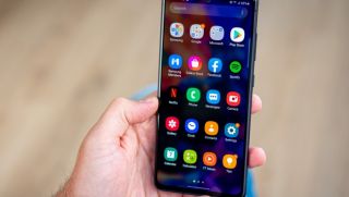 Đây là vua giảm giá flagship, rẻ hơn 12 triệu so với lúc mới ra mắt vẫn ăn đứt iPhone 16, Galaxy A56