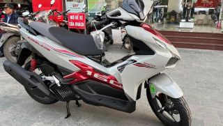 Bảng giá xe Honda Air Blade 2025 giữa tháng 5/2025: Giảm 'sập sàn', giá rẻ giật mình hút khách Việt