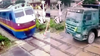 Thót tim cảnh xe tải tông gãy rào chắn, vượt qua đường sắt khi tàu lao đến, bất ngờ mức xử phạt