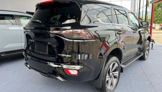 ‘Khắc tinh’ của Toyota Fortuner và Ford Everest ra mắt tại Việt Nam: Thiết kế cực chất, giá hấp dẫn