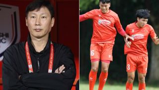 ĐT Việt Nam thiệt đơn thiệt kép sau trận gặp Malaysia, HLV Kim Sang-sik đứng ngồi không yên