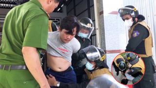 Vụ việc chấn động tại Cà Mau: Nam thanh niên đánh mẹ, đâm người thi hành công vụ rồi cố thủ nhiều giờ